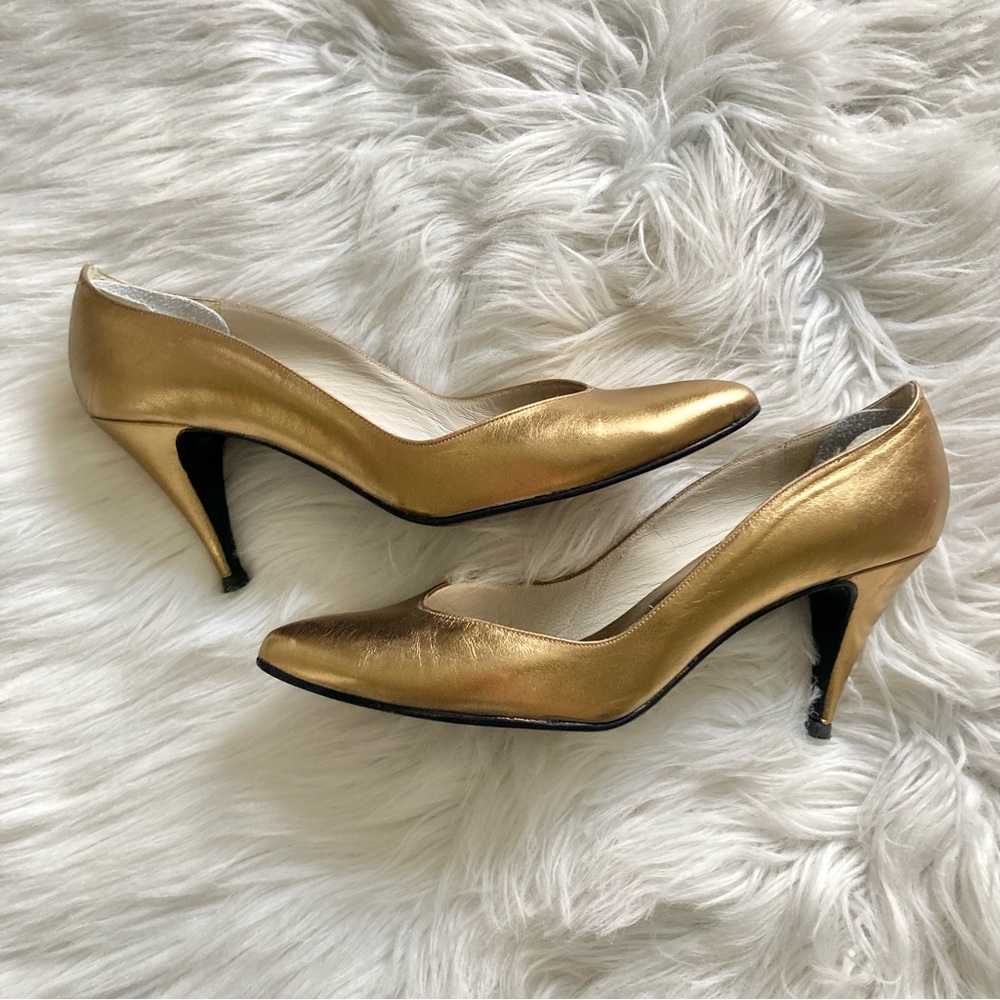 Stuart Weitzman Gold Leather Heels Size 7 Dress Shoes